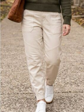 SPANX Substantial Stretch Twill Cargo Jogger Pants Cream XL NWOT